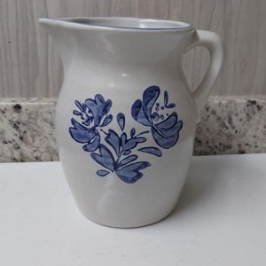 Vintage Pfaltzgraff Yorktowne Stoneware Pitcher 64 Ounces